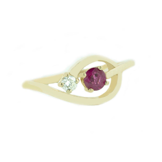 diamond and ruby ring, ruby ring osrs, ruby and diamond ring, red ruby gold, gems and jewels, jewels for me, woman ruby ring