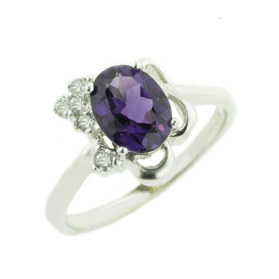 heirloom rings, amethyst ring, amethest ring, amethyst rings, purple gemstones, gemstone rings, jewels for me, gems and jewels, deep purple ring